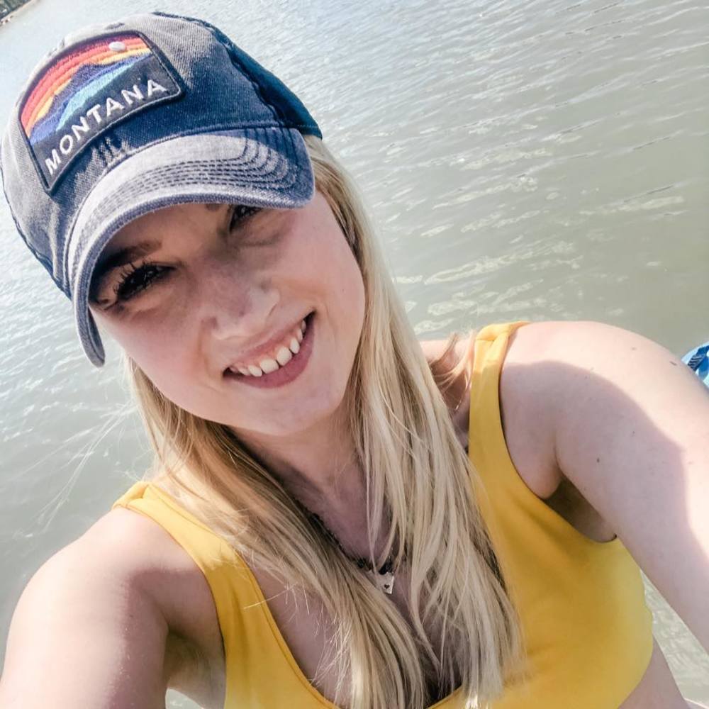 Meet your Posher, Christina